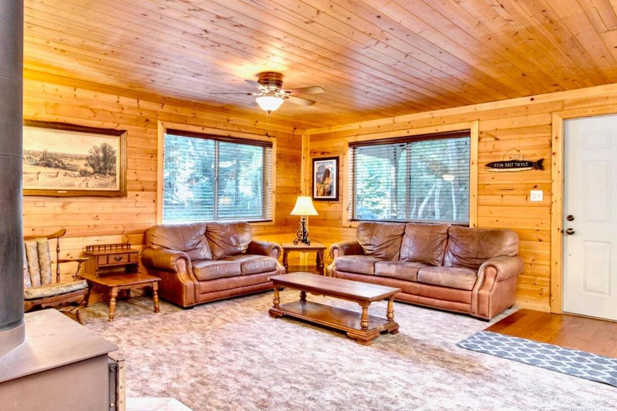Lovely Log Cabin With Fire Pit! Duck Creek Village Εξωτερικό φωτογραφία