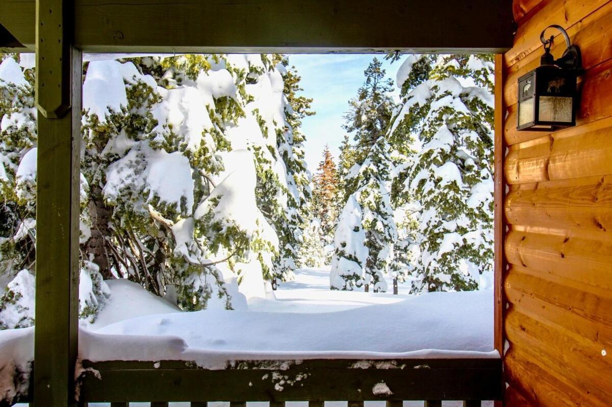 Lovely Log Cabin With Fire Pit! Duck Creek Village Εξωτερικό φωτογραφία